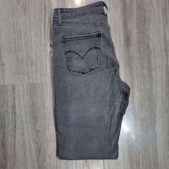 Levi's high-waisted skinny size 28 - Picture 8 of 9